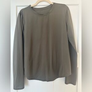 Lululemon green long sleeve